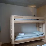 אכסניה Gstaad Youth זאנן