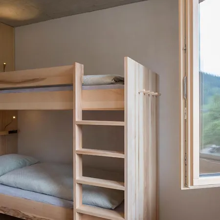 Gstaad Youth Hostel Saanen
