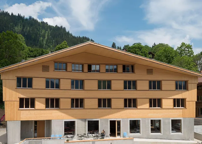Gstaad Youth Hostel *