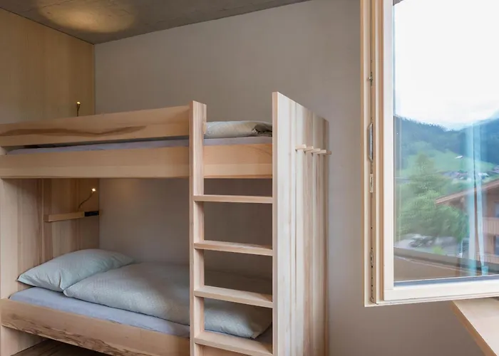 Gstaad Youth Hostel Saanen