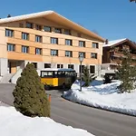 호스텔 Gstaad Youth *
