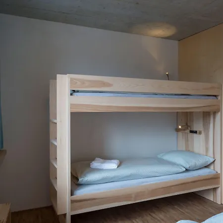 Auberge de jeunesse Gstaad Youth Saanen