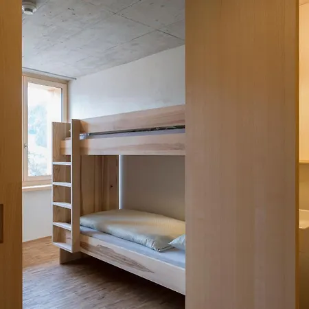 Auberge de jeunesse Gstaad Youth *