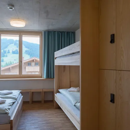 Gstaad Youth 호스텔 *